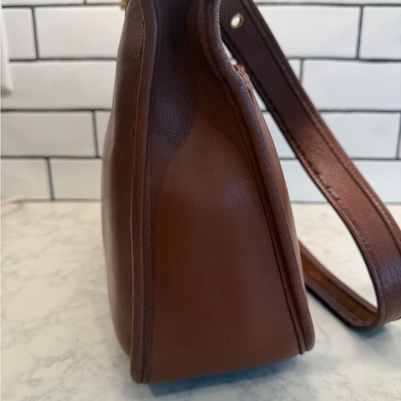 Vintage Coach Legacy 9966 Tan Brown Leather Brass Hardware - Picture 8 of 10